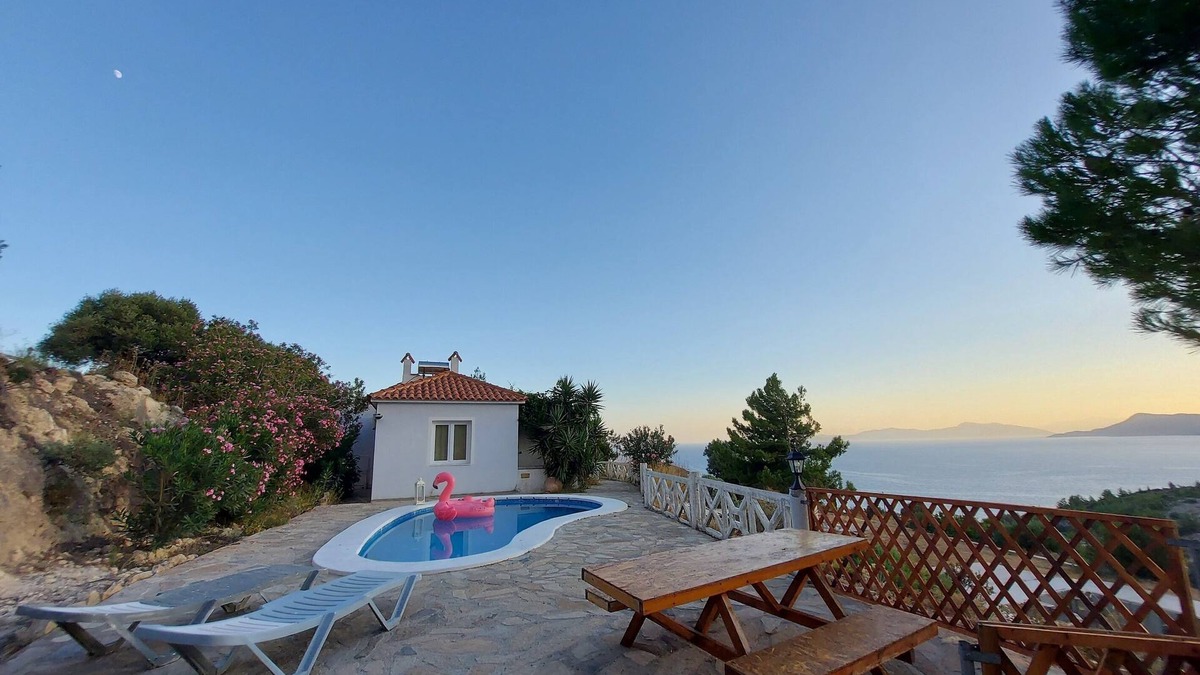 Koumeika House | Apartment with Pool and Panorama View