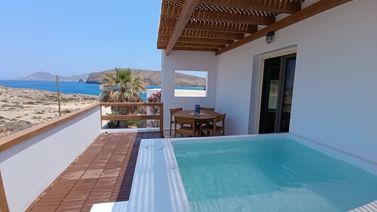 Pachena Apartment | Apartment with Sea View & Plunge Pool (1st floor)