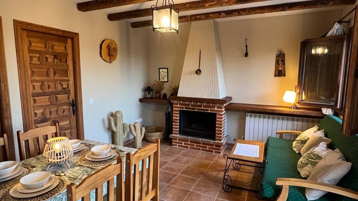 Alarilla Apartment | Apartment with Terrace