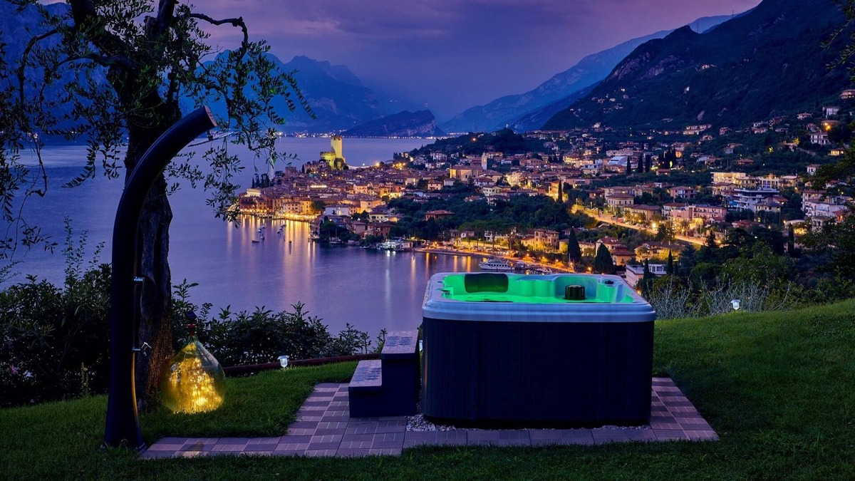 Malcesine Apartment | Apartment wonderful view of Lake Garda, Malcesine, terrace, garden