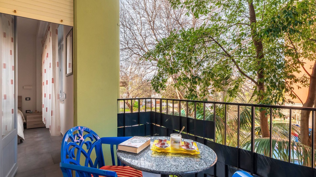 Arbatax Apartment | Apartment 'Zinnias' with Balcony, Wi-Fi and Air Conditioning