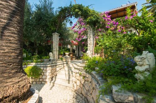 Rab Apartment | Apartments by the sea Barbat, Rab - 14884