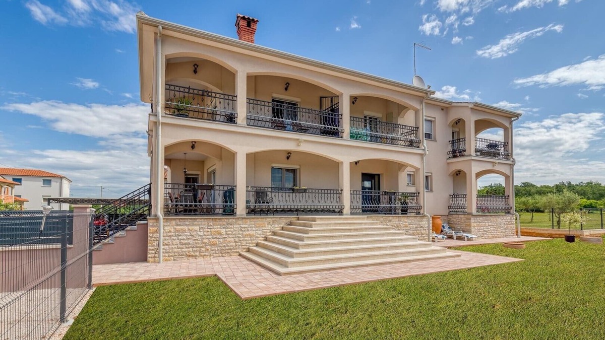 Antonci Apartment | Apartments Covic/Two-Bedroom Apartment Red A3