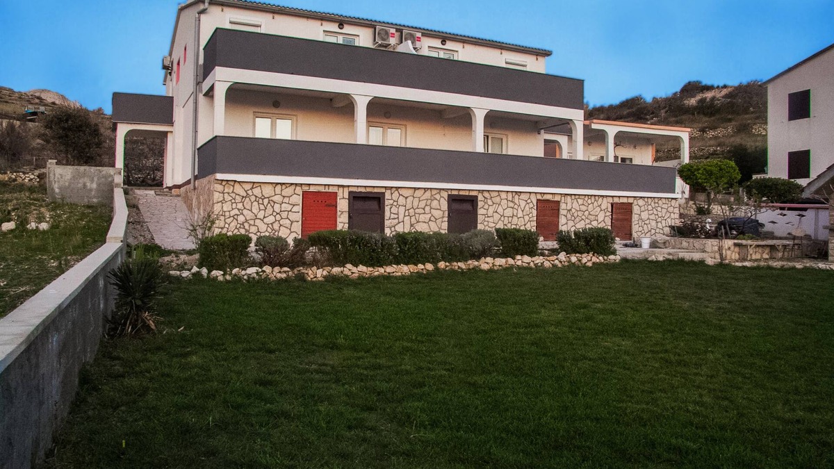 Metajna Apartment | Apartments Dalmatinka Metajna Novalja