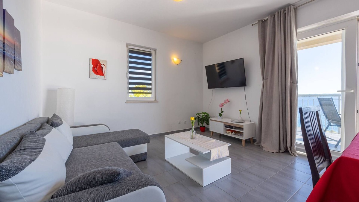 Zavala Apartment | Apartments Ena
