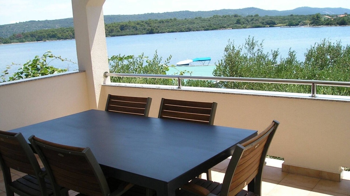Veli Rat Apartment | Apartments Ivo (107291-A2) - Veli Rat (Dugi otok)