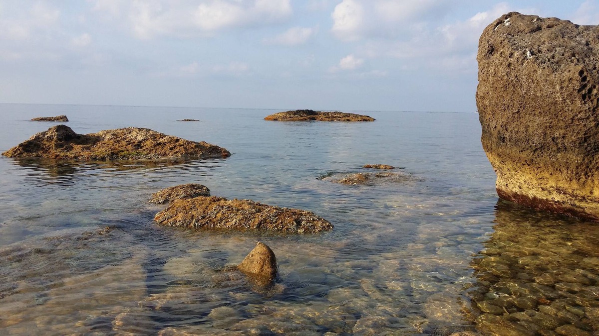 San Nicola l'Arena Condo | Apartments in Villa 4/6 places + private beach