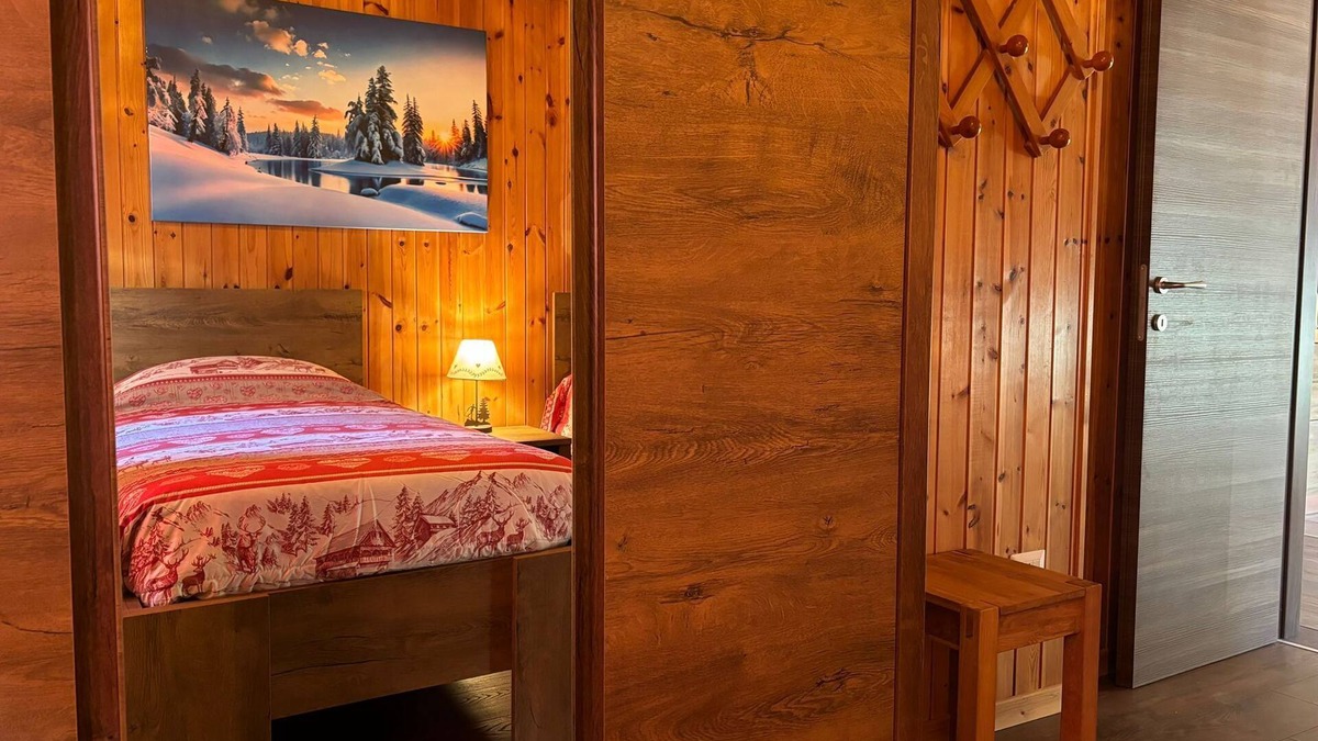Valtournenche Apartment | Apartments Les Crouses Tavern