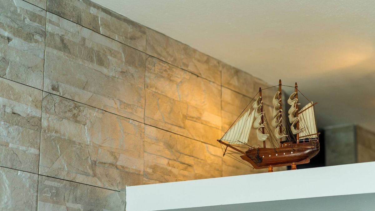 Krucica Apartment | Apartments Melany - One Bedroom Apartment with Shared Terrace and Sea View