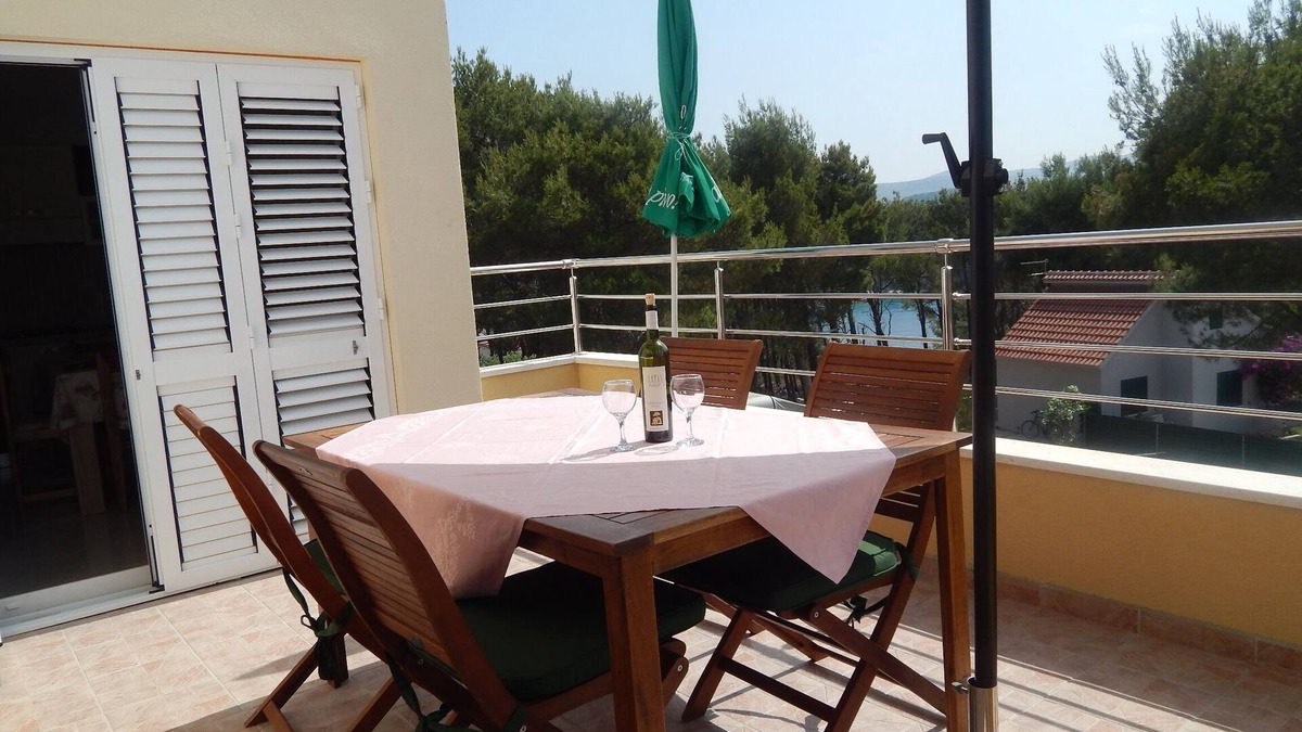 Cove Osibova (Milna) Apartment | Apartments Mimose