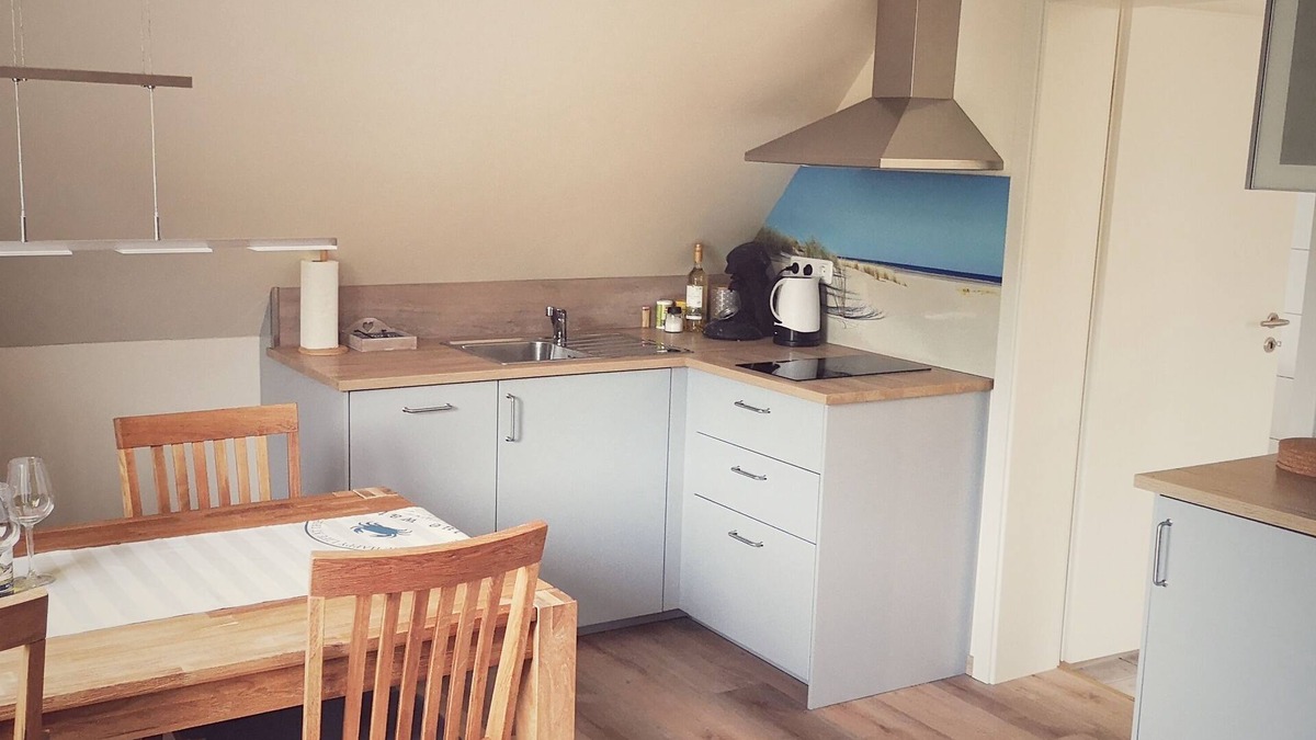 Lembruch Apartment | Apartments Möwe - Apartment upper floor with lake view