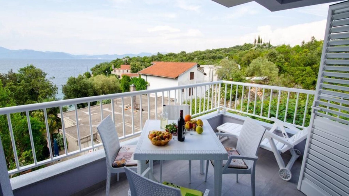 Orebic Apartment | Apartments Vesela - Comfort One Bedroom Apartment with Balcony and Sea View