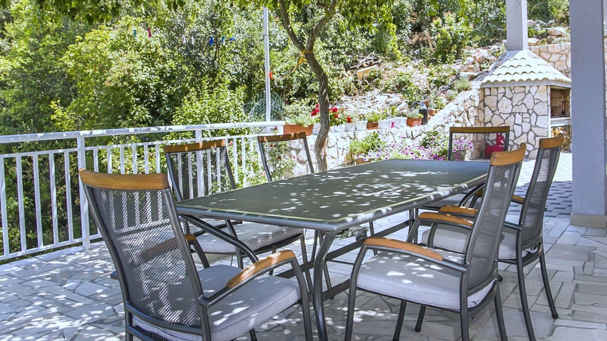 Orebic Apartment | Apartments Vesela - Comfort One Bedroom Apartment with Balcony and Sea View