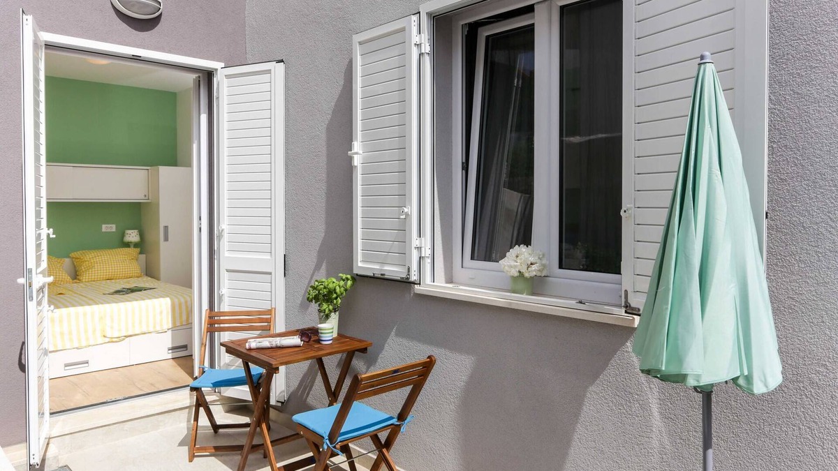 Gruz Apartment | Apartments Villa Karmen - One-Bedroom Apartment with Terrace (Olive)