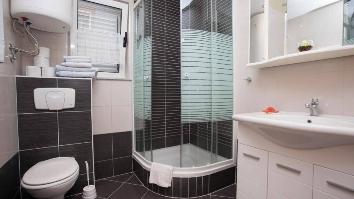 Bili brig Apartment | Apartments Villa Silvia: Apartment with sea view