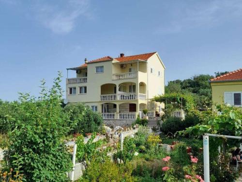 Kneza Apartment | Apartments with parking space Kneza, Korcula - 23421