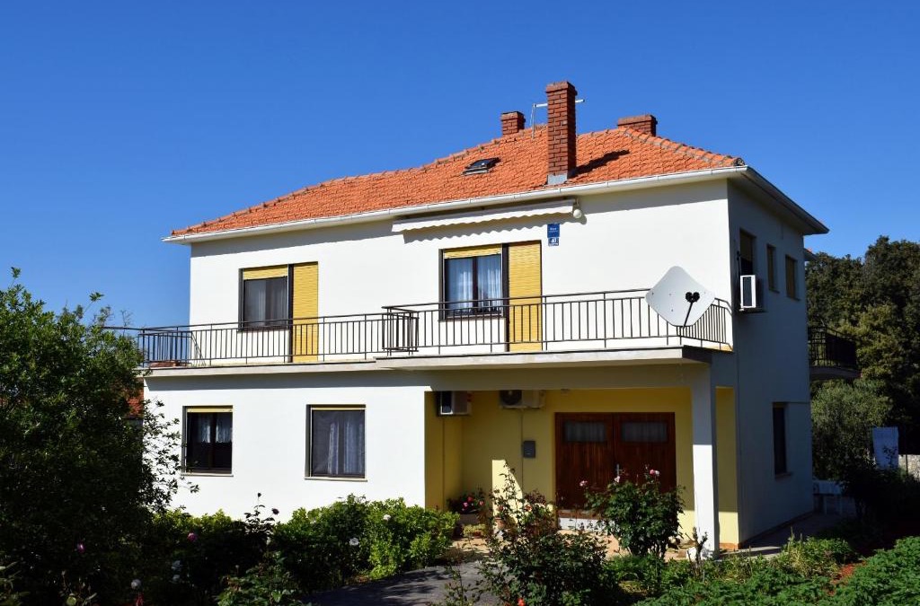 Batalaza Apartment | Apartments with parking space Ugljan - 8493