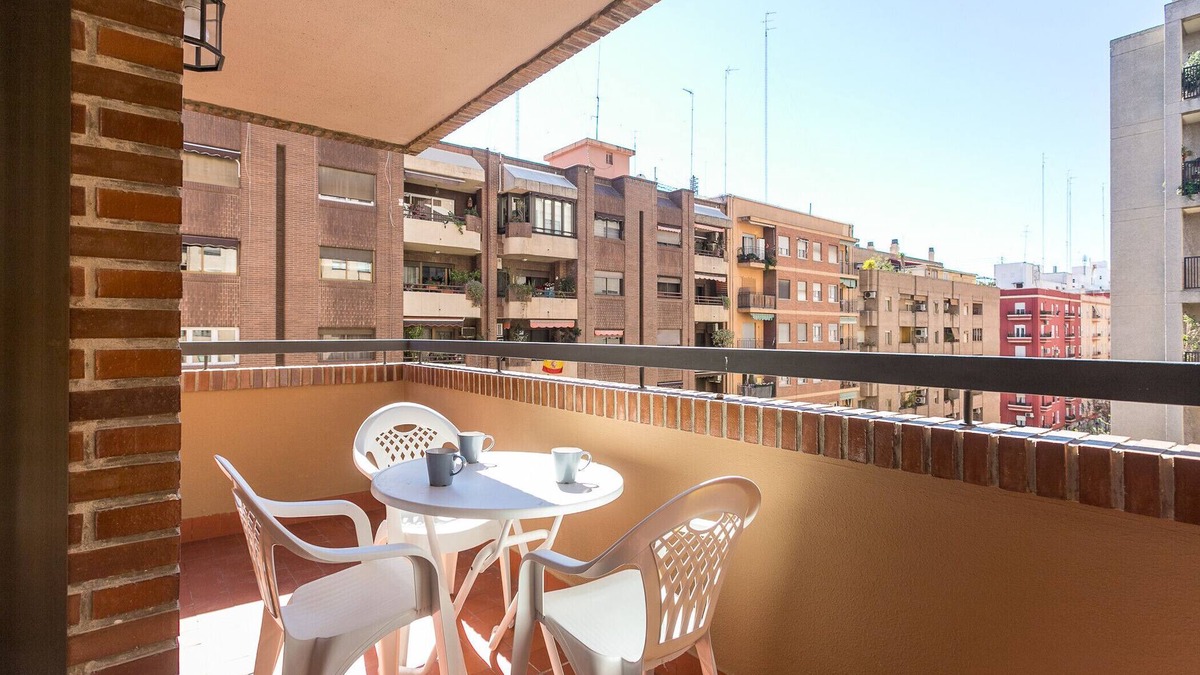 El Pla del Real Apartment | ApartUP Mestalla Home