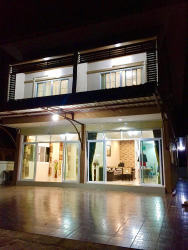 Ban Du House | Apinsaya House