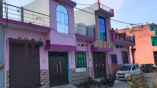 Mayapur House | Apno Ka Aangan