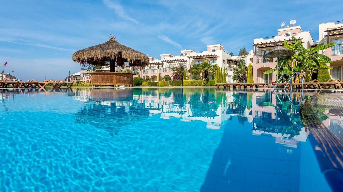 Dagbelen Apartment | APOLLONIUM SPA BEACH RESORT DELUX 3 BEDROOM APARTMENT