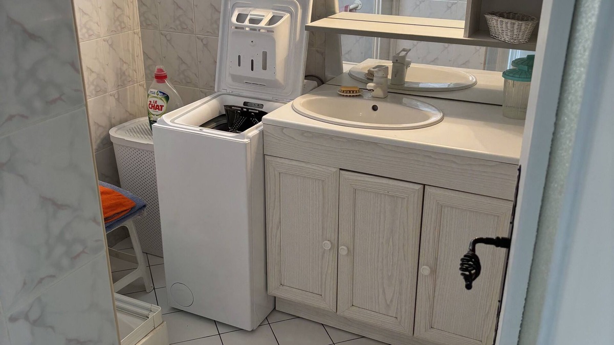 Parilly Apartment | Apparemment des Merveilles