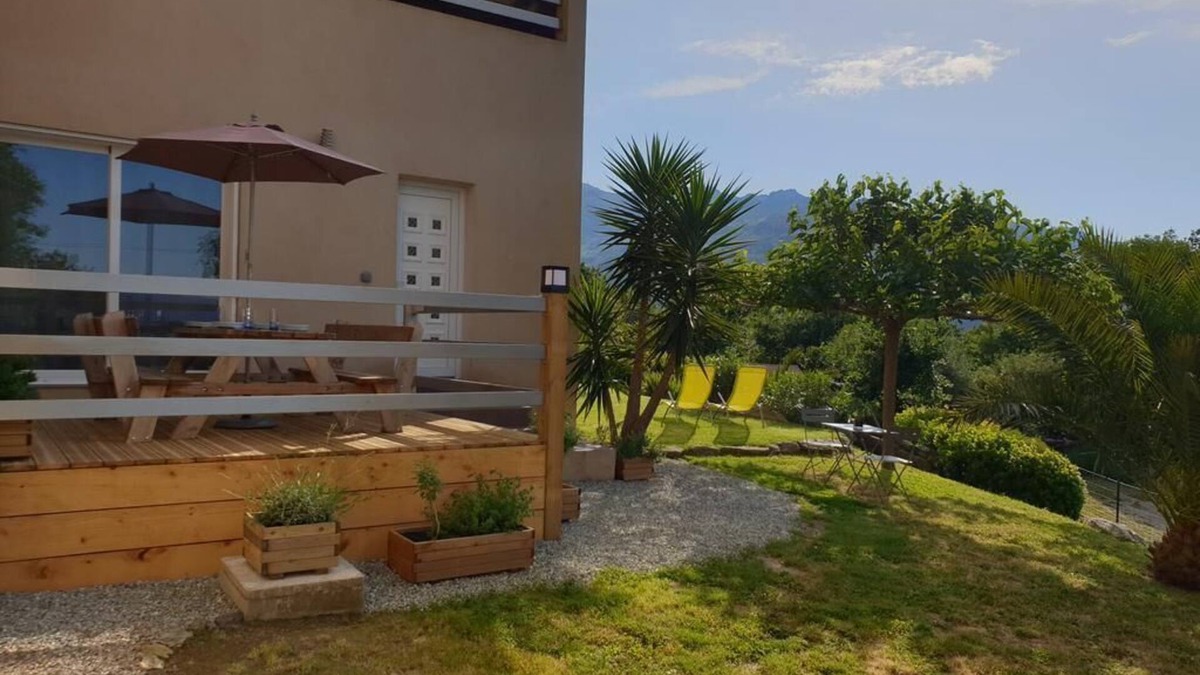 Rapale Apartment | Apparently modern, quiet location between sea and mountains "promo from August 23 to 30".