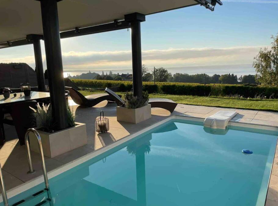 Perroy Apartment | Appart 100m² à 10 min à pied de la plage de Rolle