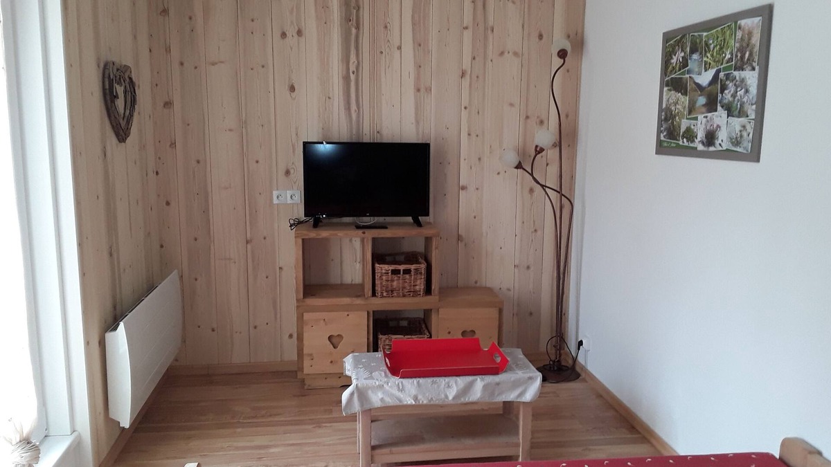 Villar-d'Arene Apartment | Appart 12 in a mountain village: nature and relaxation in Meije country