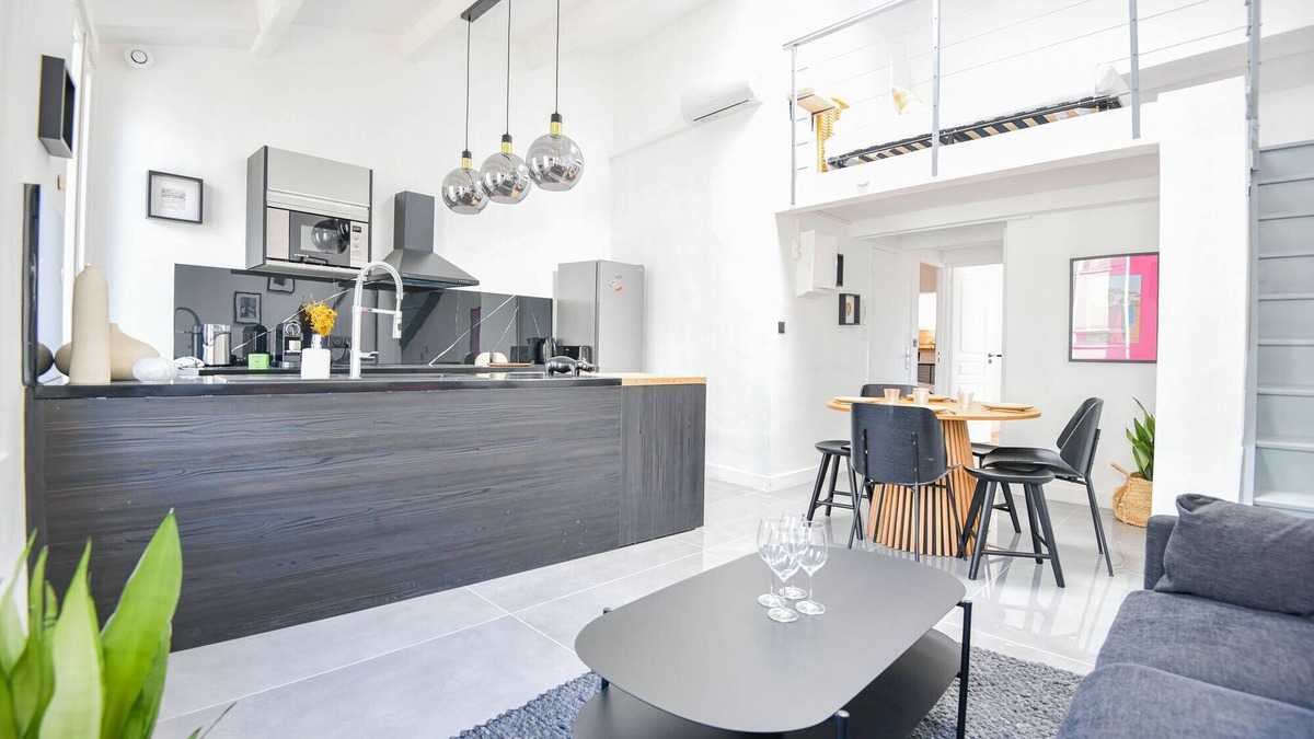 1st Arrondissement Apartment | Appart 3 ch clim proche Vieux-Port Gare St-Charles