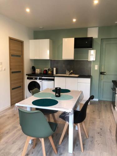 Vittel Apartment | Appart 34m2 rénové , lumineux