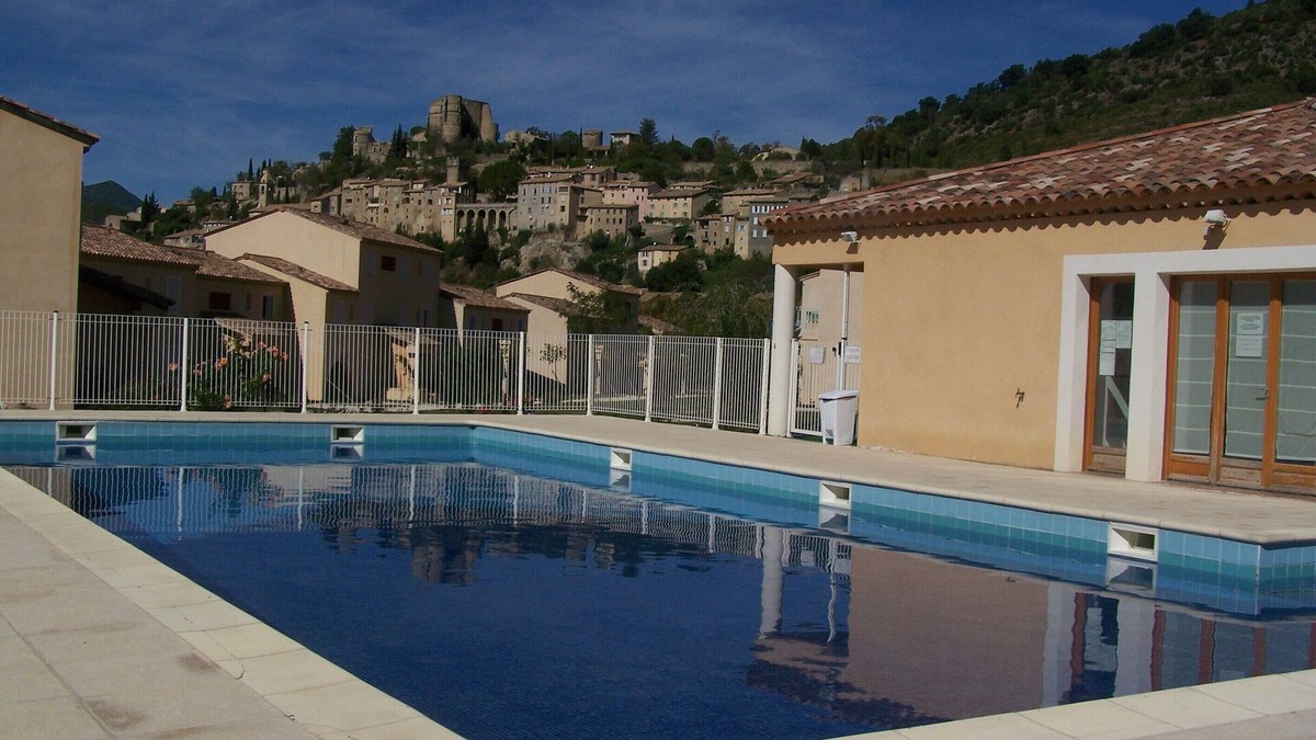 Montbrun-les-Bains Apartment | Appart 6 Pers Piscine Drome Provençale