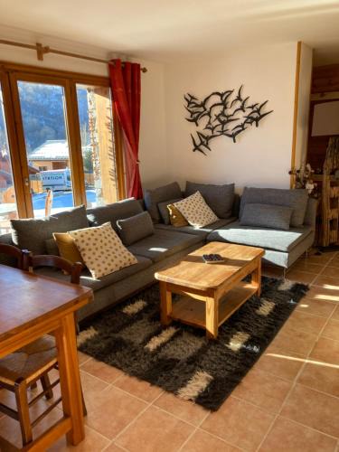 Saint-Marcel Apartment | Appart chocolat chaud 4 pièces-90m² 7 personnes
