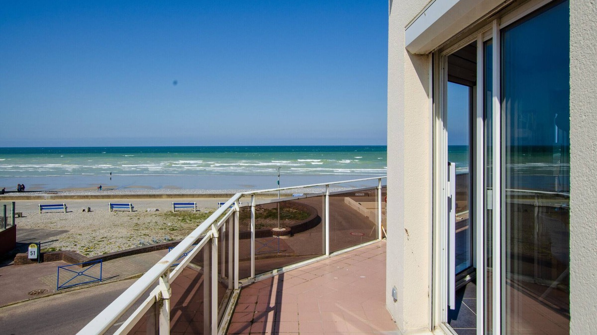 Quiberville Apartment | Appart'en Mer, on the beach