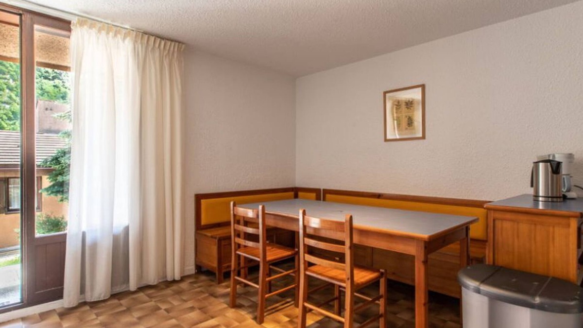 Guillaumes Condo | Appart Proche de Valberg! Terrasse+Salle Activités
