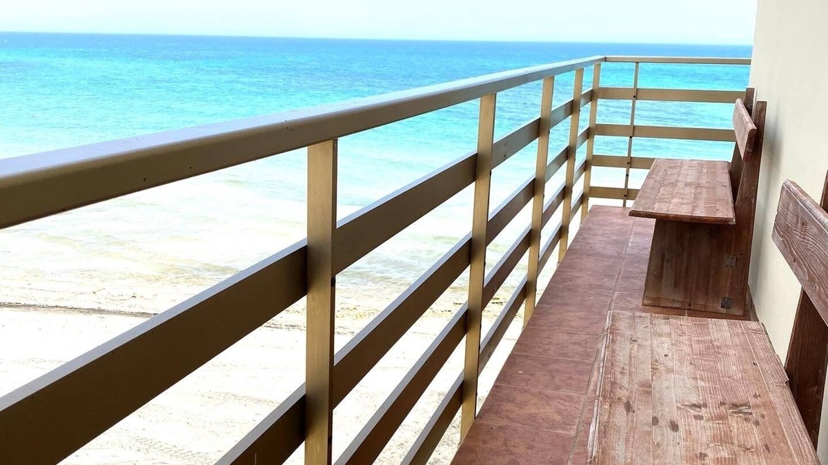 Casalabate Apartment | APPARTAMENTO CON PANORAMA MOZZAFIATO A CASALABATE (LE)