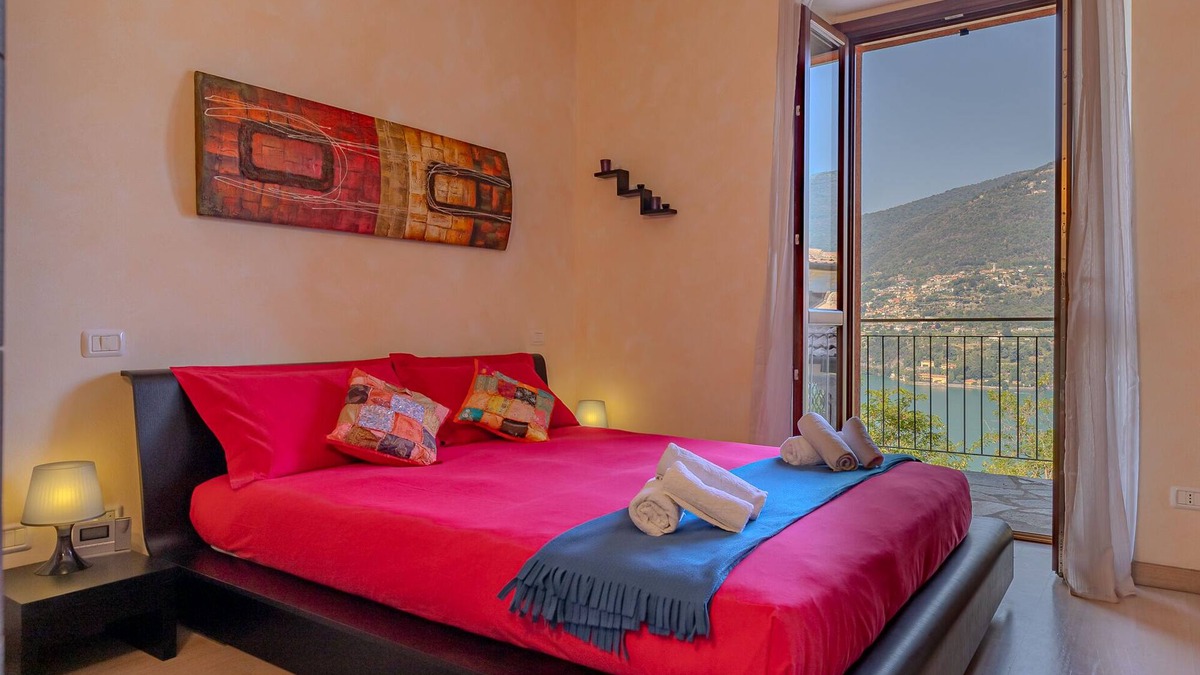 Blevio Apartment | Appartamento con vista panoramica sul Lago di Como