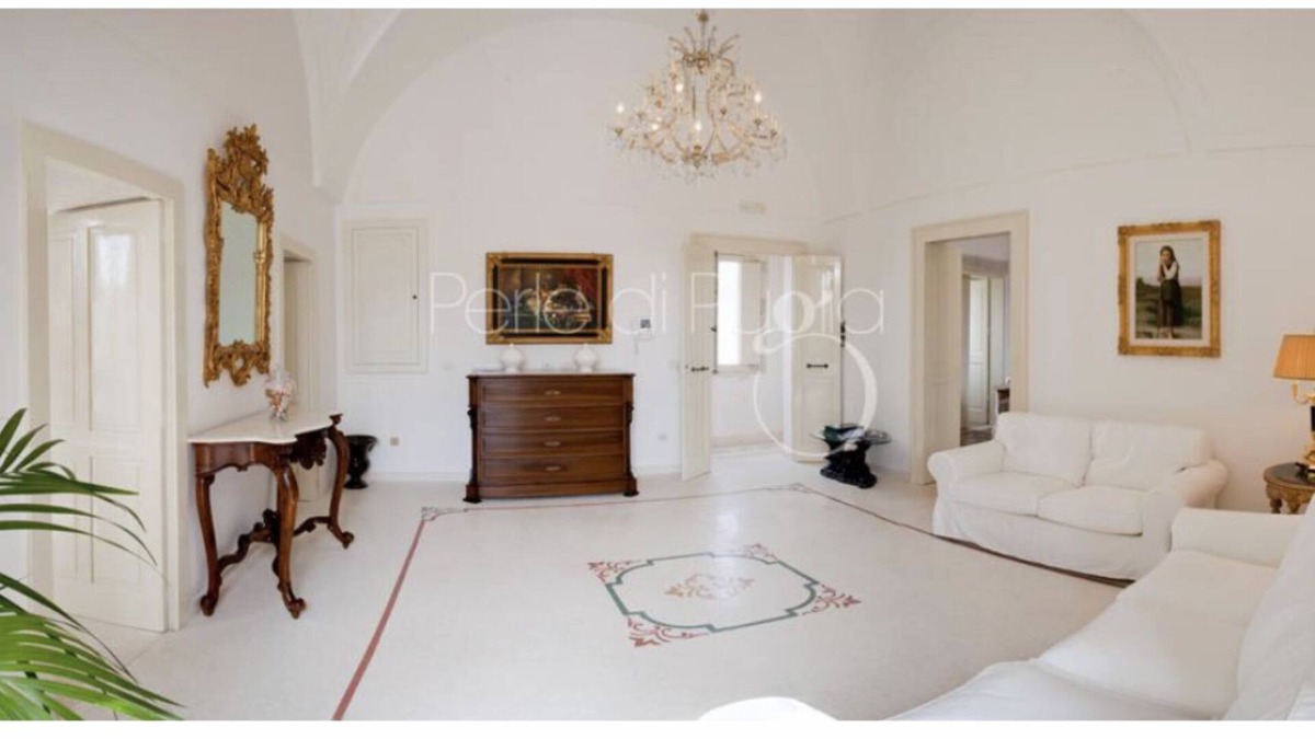 Poggiardo House | Appartamento in palazzo Umberto