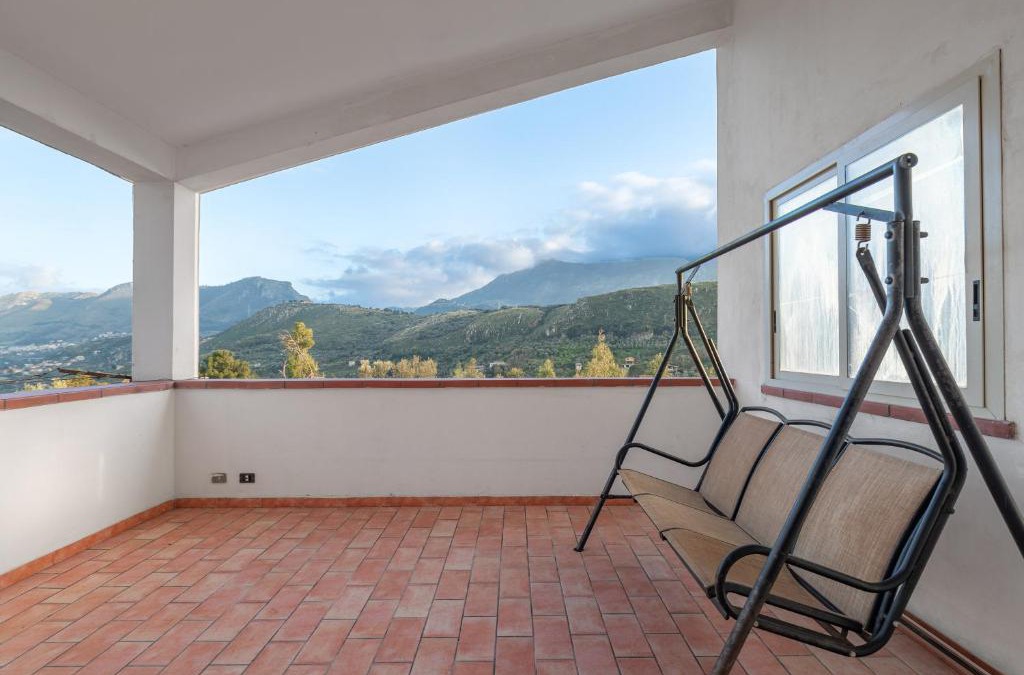 Cannizzaro-favara Villa | Appartamento in Villa Marlory
