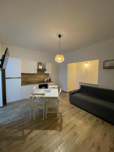 Cisterna di Latina Apartment | APPARTAMENTO JLENIA