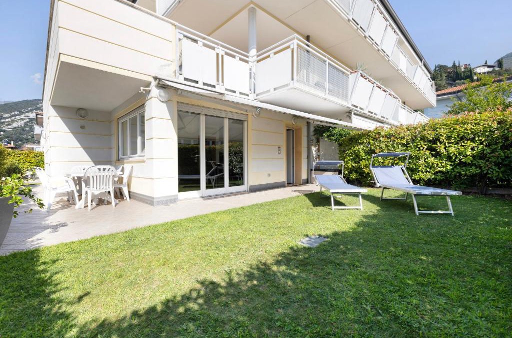 Torbole sul Garda Apartment | Appartamento Sole Torbole