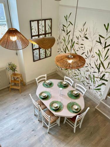 Vitre Apartment | AppartCosy 21 Centre Historique T4