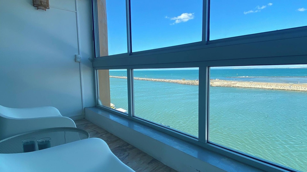 Le Grau-dʼAgde House | Appartement à 50m de la Plage Avec vue Berge et mer