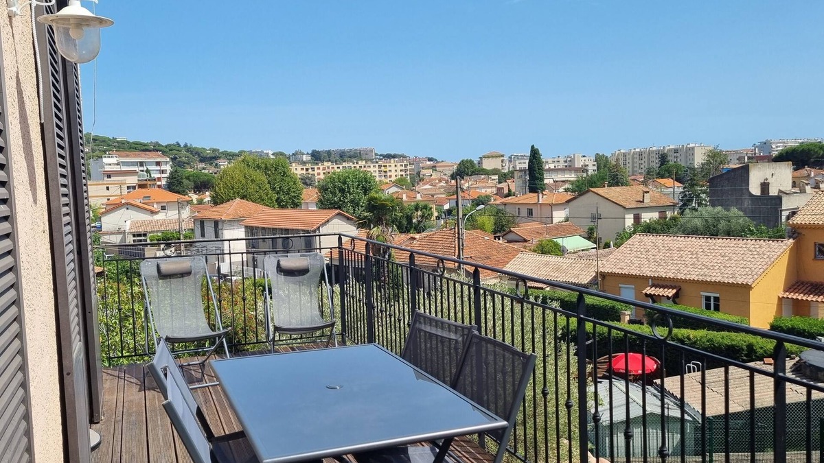La Bocca Apartment | Appartement à Cannes La Bocca à 15 min à Pied des Plages et Proche Commerces,