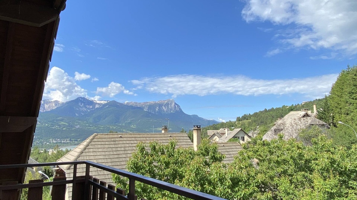 Embrun Apartment | Appartement à Proximité du Plan D'eau