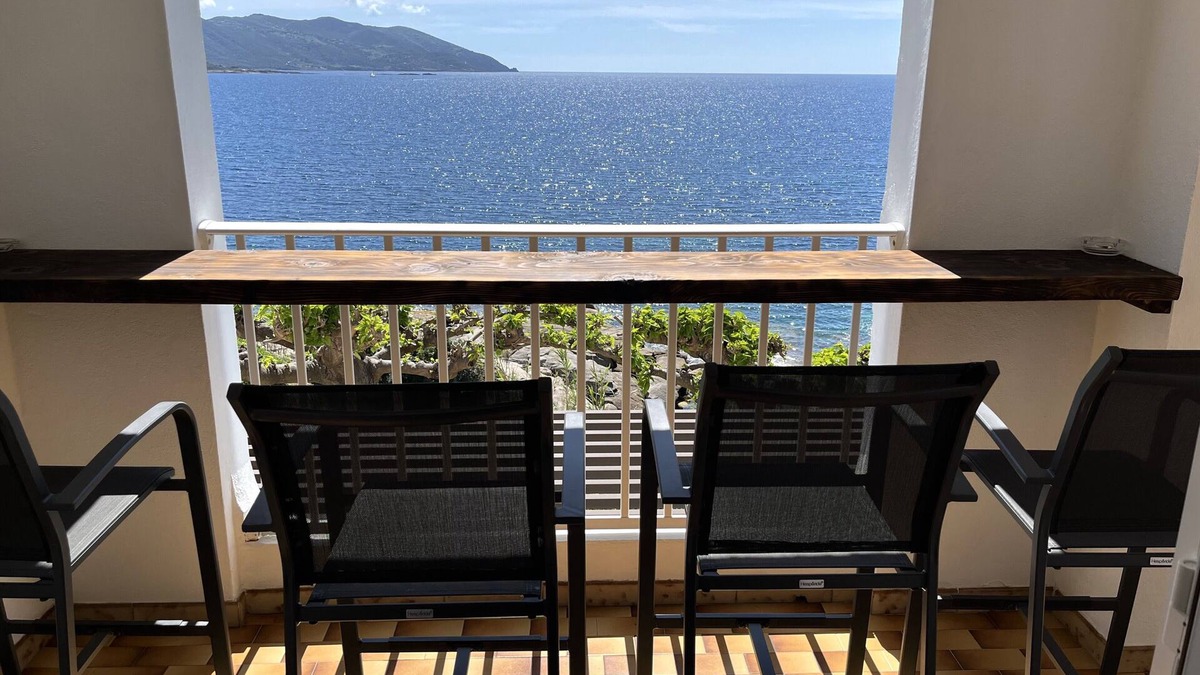 Casaglione Apartment | Appartement à Tiuccia, les Pieds Dans L'eau, Climatisé, Wifi