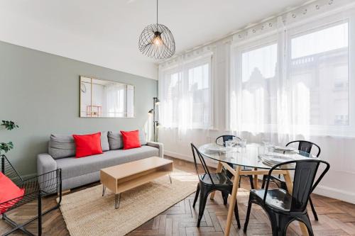 Historic Center Apartment | Appartement 2 chambres avec parking, proche métro