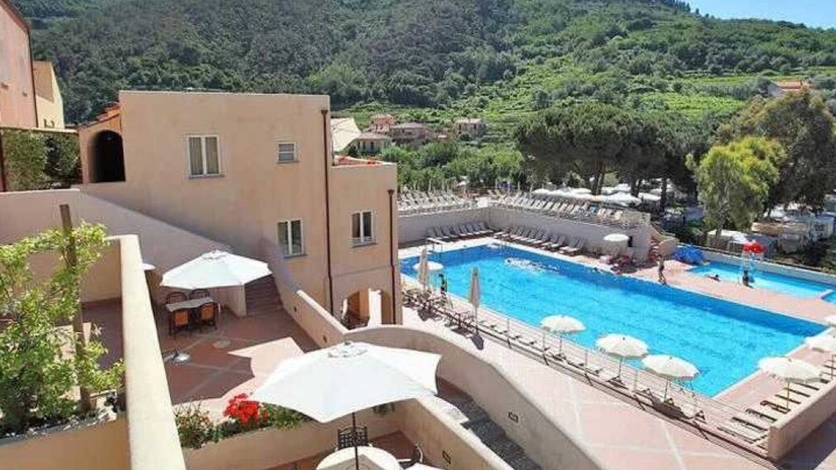 Finale Ligure Apartment | Appartement 3 étoiles - Piscine - ccb0dhc
