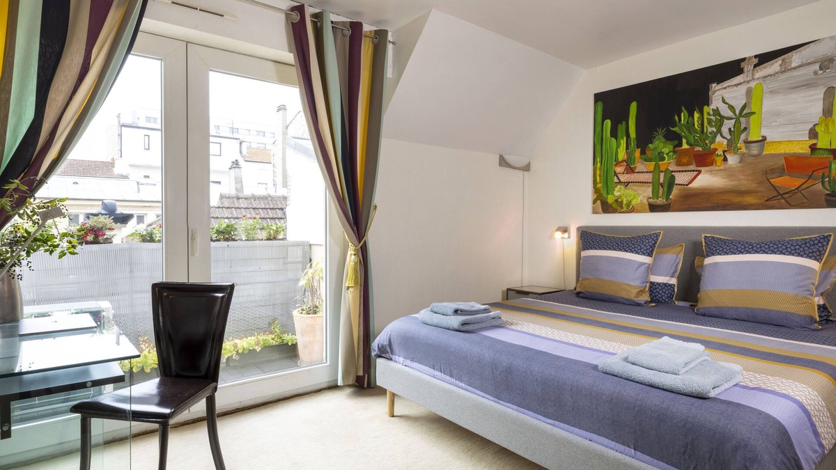 Parc-de-Montsouris Bed & Breakfast | Appartement 3 ch Ultra Confort Jacuzzi-clim Maison Lavaud