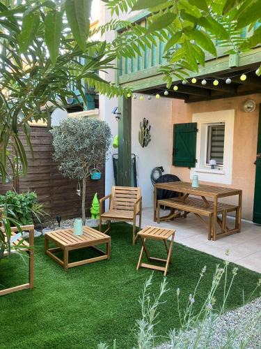 Narbonne-Plage Apartment | Appartement 4 étoiles avec jardin clôturé et piscine dans la résidence - Narbonne Plage